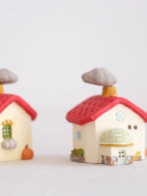 The Dreamer's Village: Hand-Sculpted Miniature Clay Cottages – Chimney red house
